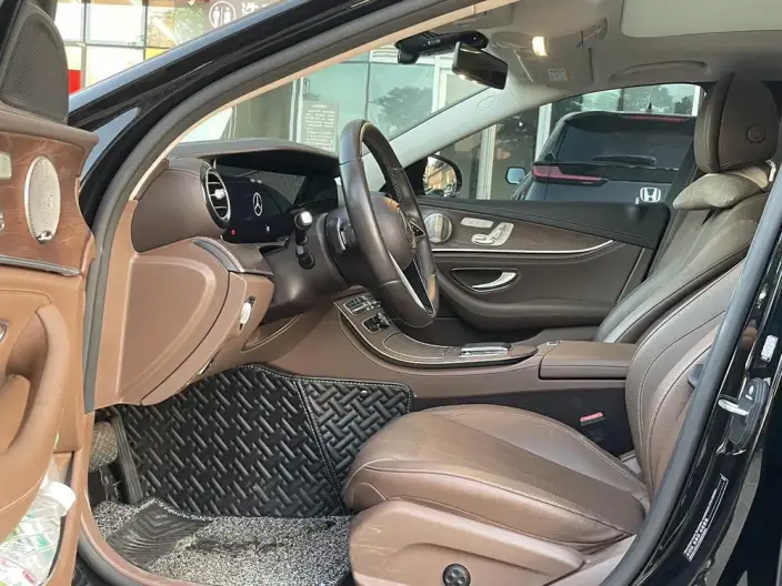 Mercedes-Benz E-Class 2023 Model E 300 L Luxury Model sedan – фото 8