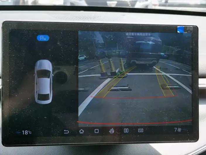 BYD Destroyer 05 2024 Model Honor Edition DM-i 55KM Luxury Model – фото 9