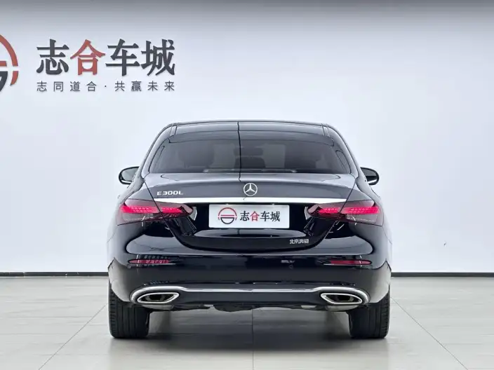 Mercedes-Benz E-Class 2023 Model E 300 L Luxury Model sedan – фото 4