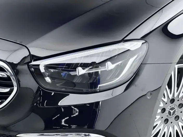 Mercedes-Benz E-Class 2023 Model E 300 L Luxury Model sedan – фото 7