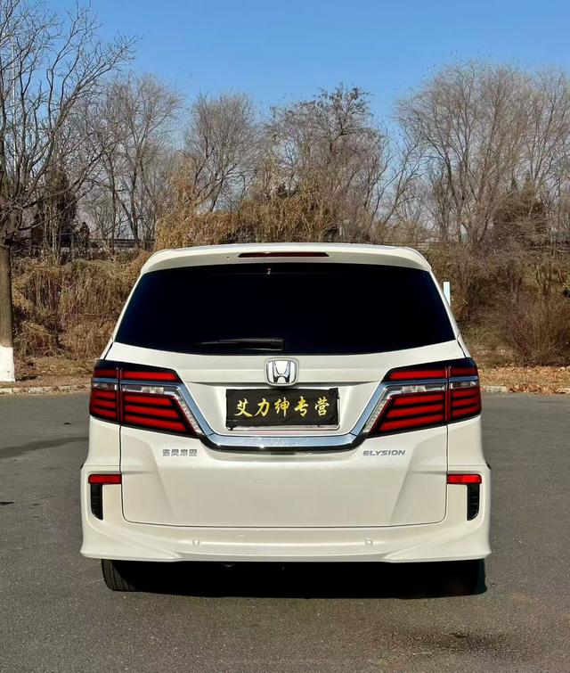 Honda Elysion 2016 2.4L Luxury – фото 9