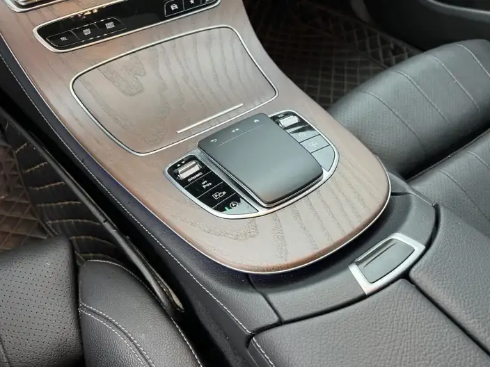 Mercedes-Benz E-Class 2022 Model Facelift E 300 L Luxury Model sedan – фото 8