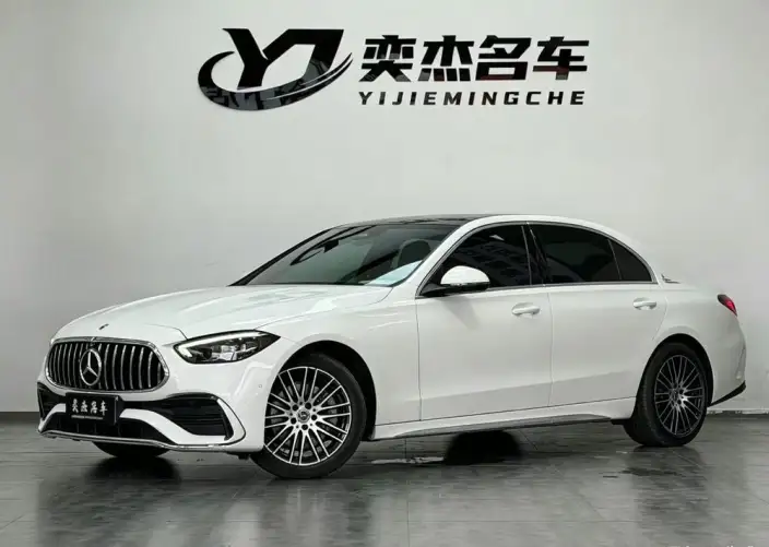 Mercedes-Benz C-Class 2022 Model C 260 L Sports Edition – фото 1
