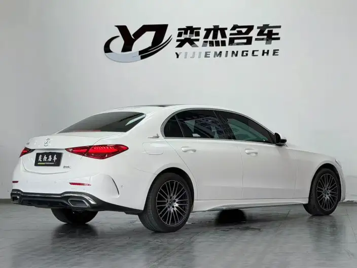 Mercedes-Benz C-Class 2022 Model C 260 L Sports Edition – фото 6