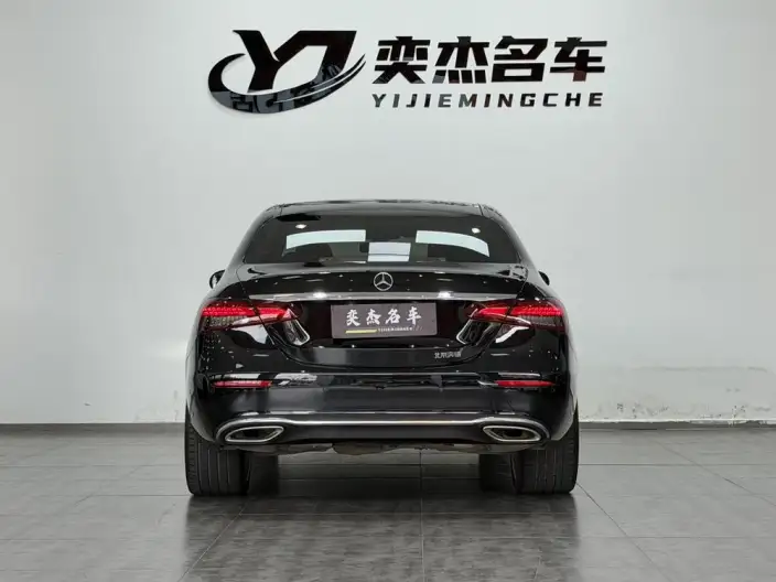 Mercedes-Benz E-Class 2022 Model E 300 L Luxury Model sedan – фото 5