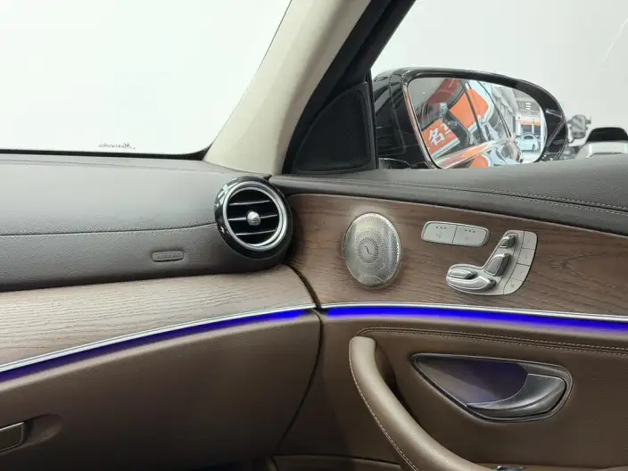 Mercedes-Benz E-Class 2022 Model E 300 L Luxury Model sedan – фото 8