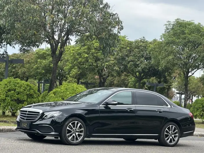 Mercedes-Benz E-Class 2020 Model E 300 L Luxury Model – фото 1