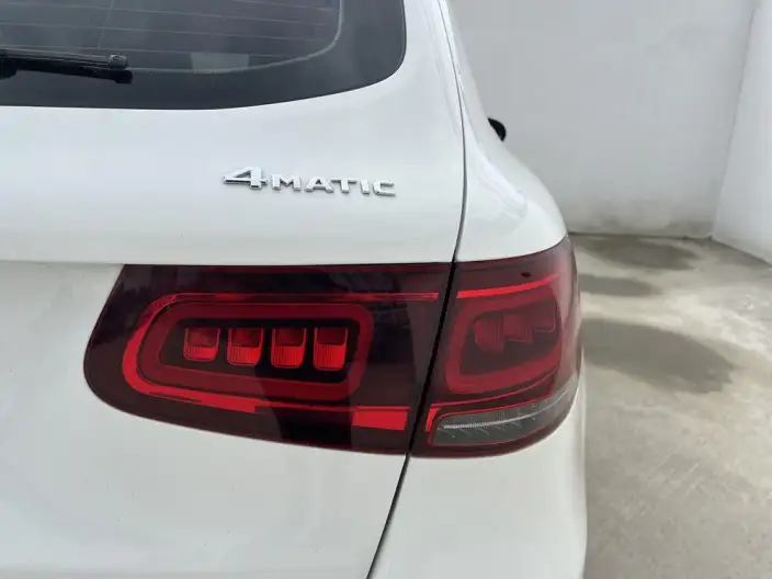 Mercedes-Benz GLC 2021 Model GLC 260 L 4MATIC Luxury Model – фото 8