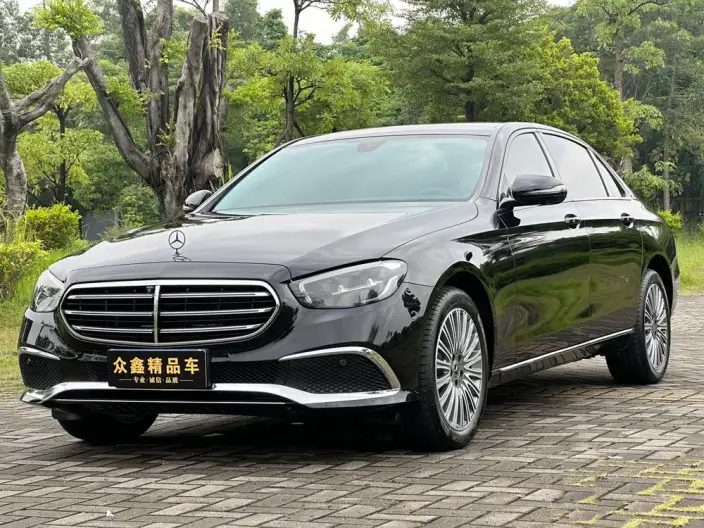 Mercedes-Benz E-Class 2023 Model E 300 L Luxury Model sedan – фото 1