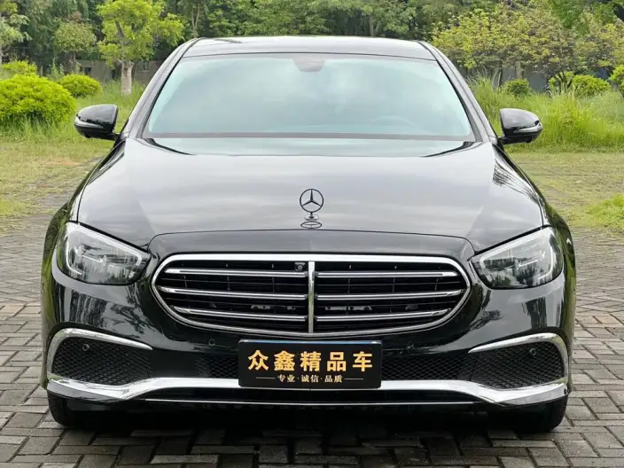 Mercedes-Benz E-Class 2023 Model E 300 L Luxury Model sedan – фото 2