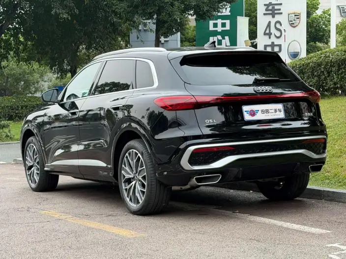 Audi Q5L 2026 Model 2.0T Smart Hybrid Luxury Model – фото 4