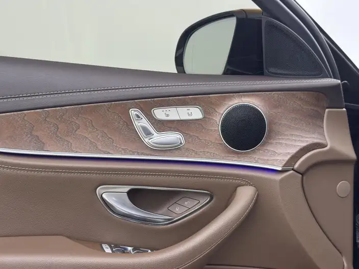 Mercedes-Benz E-Class 2022 Model Facelift II E 300 L Fashion Model sedan – фото 8