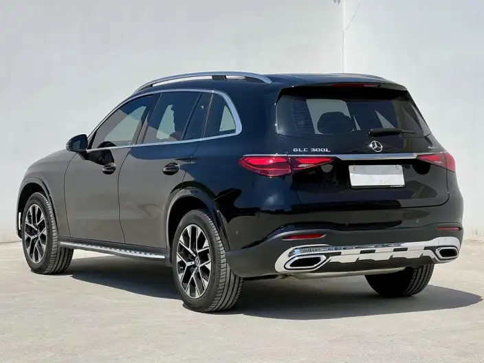 Mercedes-Benz GLC 2024 Model GLC 260 L 4MATIC Dynamic Model 5 seat – фото 3