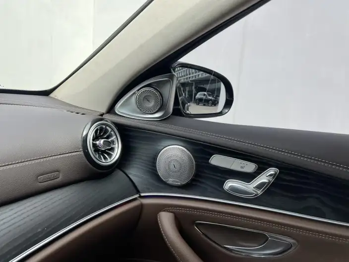 Mercedes-Benz E-Class 2022 Model Facelift E 300 L Luxury Model sedan – фото 8