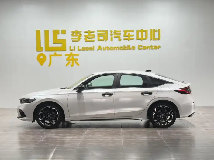 Honda Civic 2023 Model HATCHBACK 240TURBO CVT Extremely sharp version