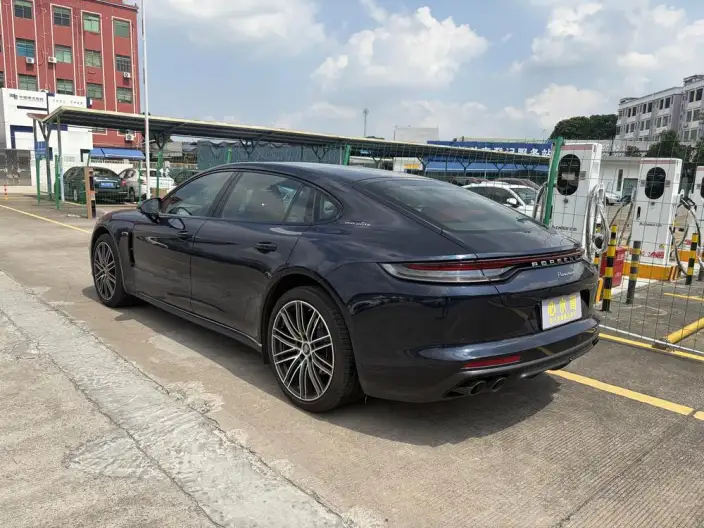 Panamera 2021 Model Panamera Executive Extended Edition 2.9T – фото 3