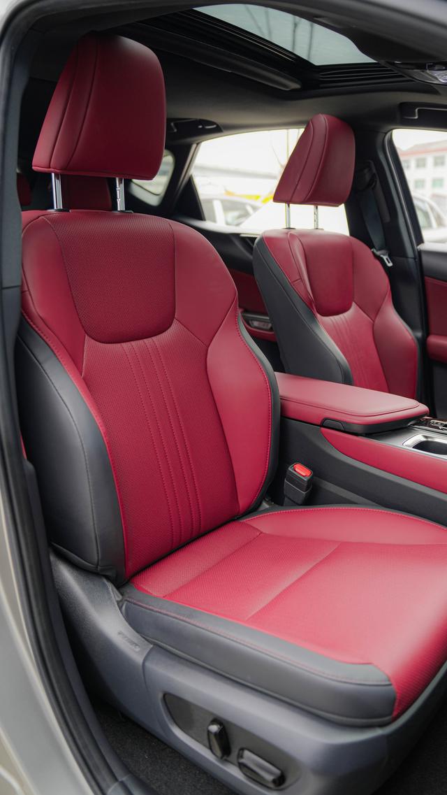 Lexus NX 2023 260 Front-Drive Genesis – фото 12