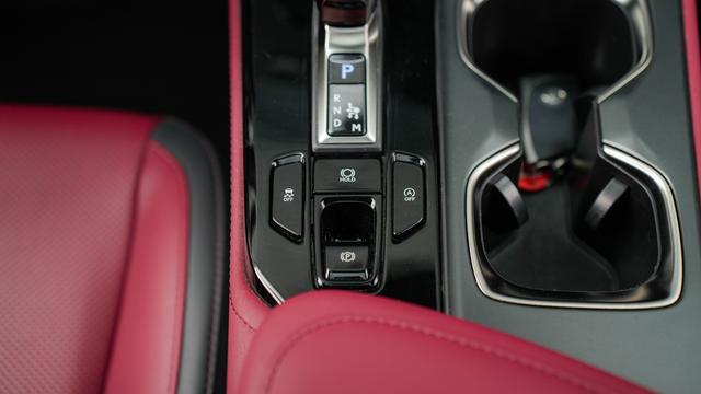 Lexus NX 2023 260 Front-Drive Genesis – фото 18