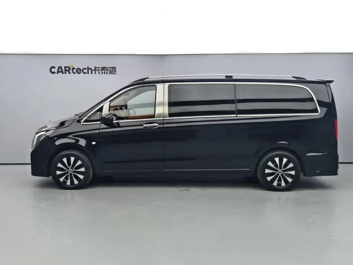 Viano 2023 Model 2.0T Elite Edition 7 seat – фото 3