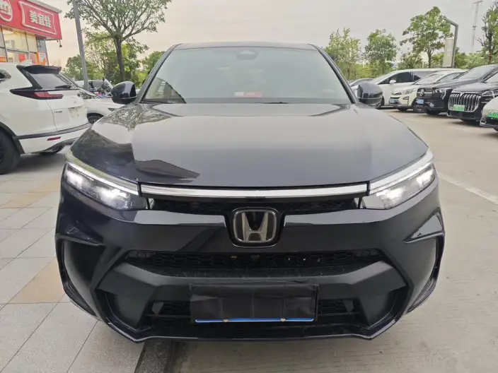 Honda BREEZE 2025 Model 240TURBO CVT 2WD Deluxe Edition