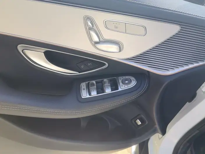 Mercedes-Benz EQC 2020 Model 350 4MATIC – фото 10