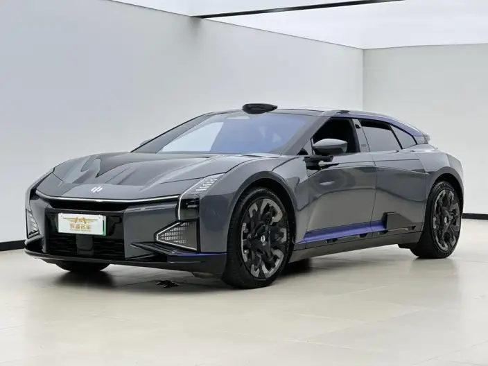 HiPhi Z 2023 Model 5 seat Edition