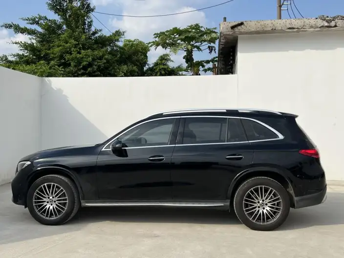 Mercedes-Benz GLC 2025 Model GLC 300 L 4MATIC Dynamic Model 5 seat – фото 3