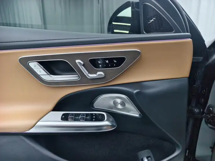 Mercedes-Benz E-Class 2025 Model Facelift E 300 L Luxury Model sedan – фото 6