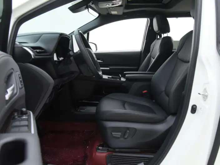 Granvia 2024 Model Intelligent Hybrid 2.5L 2WD Noble PLUS Edition – фото 10