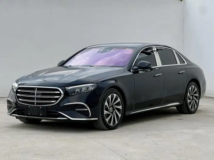 Mercedes-Benz E-Class 2025 Model E 300 L Luxury Model sedan – фото 1