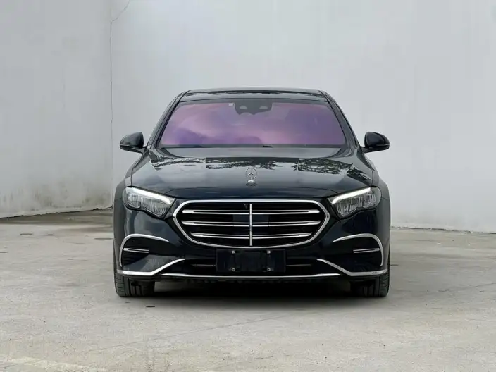 Mercedes-Benz E-Class 2025 Model E 300 L Luxury Model sedan – фото 2
