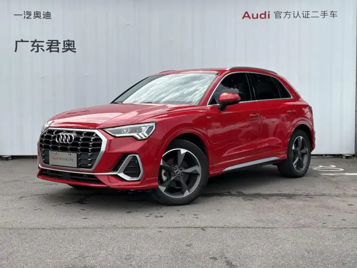 AUDI Q3 2021 Model 35 TFSI Fashion Dynamic Model