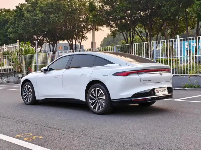 Buick Zhijing Electra L7 2025 Model Extended Range Luxury Edition – фото 5