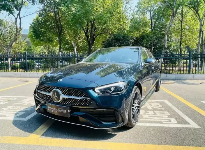 Mercedes-Benz C-Class 2026 Model C 260 L Sports sedan – фото 1