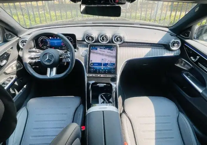 Mercedes-Benz C-Class 2026 Model C 260 L Sports sedan – фото 4