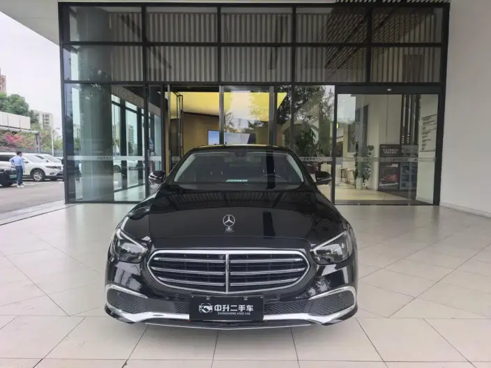 Mercedes-Benz E-Class 2023 Model E 300 L Luxury Model sedan – фото 2