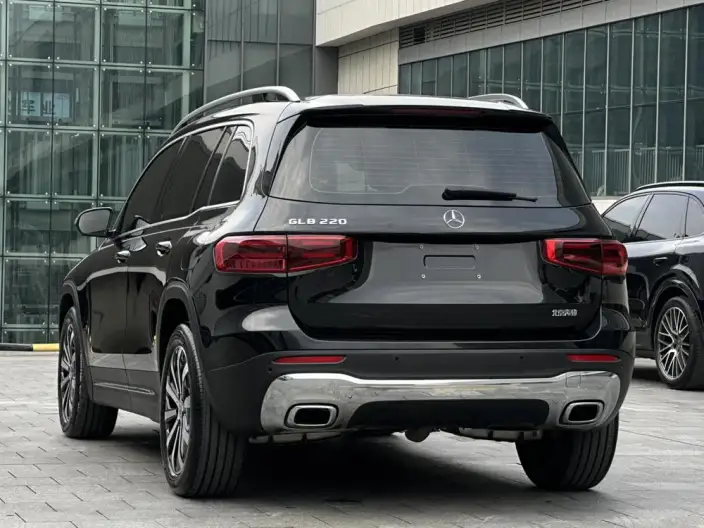 Mercedes-Benz GLB 2024 Model Facelift GLB 220 Fashion Model – фото 3