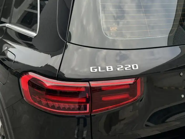 Mercedes-Benz GLB 2024 Model Facelift GLB 220 Fashion Model – фото 6