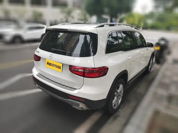 Mercedes-Benz GLB 2020 Model GLB 180 Fashion Model – фото 2