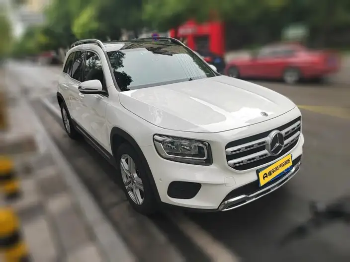 Mercedes-Benz GLB 2020 Model GLB 180 Fashion Model – фото 3