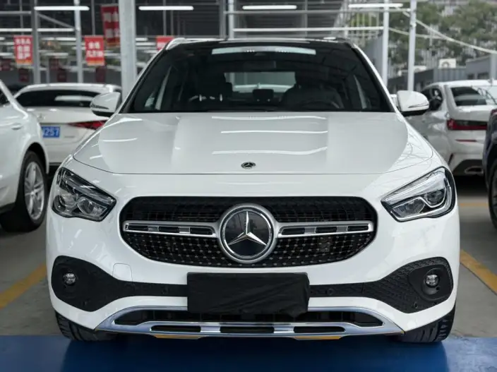 Mercedes-Benz GLA 2023 Model GLA 220 – фото 2