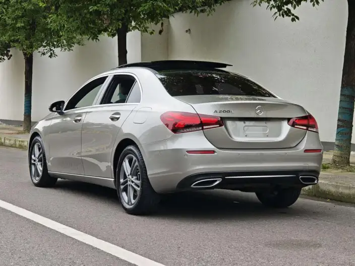 Mercedes-Benz A-class 2020 Model A 200 L – фото 8
