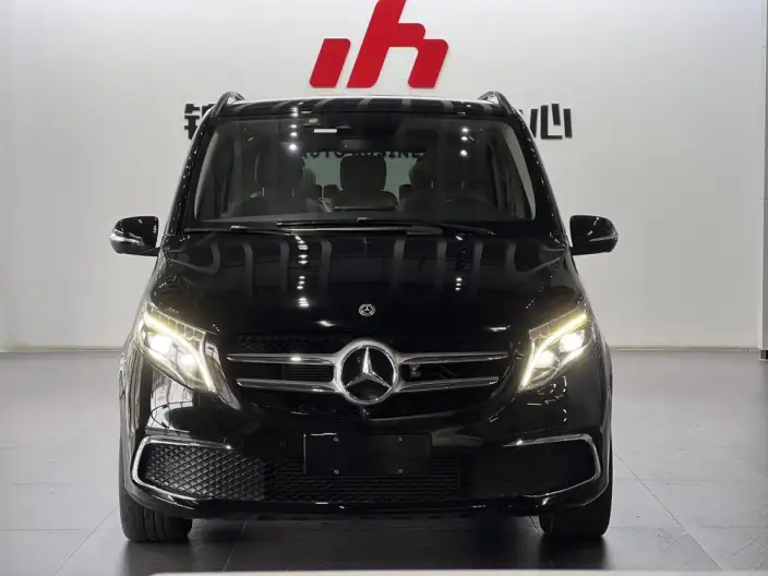 Mercedes-Benz V-Class 2021 Model V 260 Premium Edition – фото 2