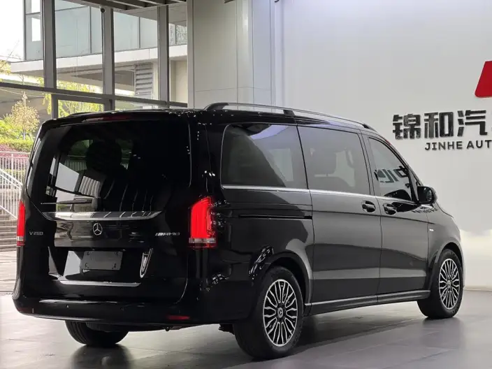 Mercedes-Benz V-Class 2021 Model V 260 Premium Edition – фото 6
