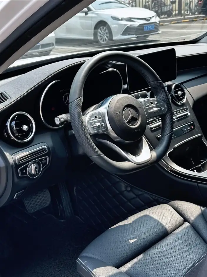 Mercedes-Benz C-Class 2021 Model C 260 L Sports Edition – фото 9