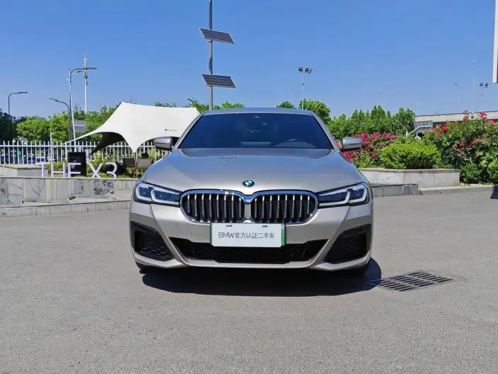 BMW 5 Series PHEV 2021 Model 535Le M Sports Set – фото 2