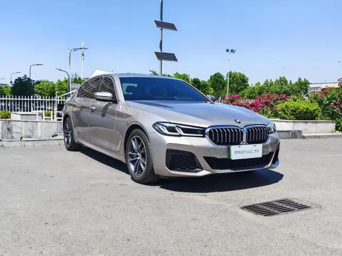 BMW 5 Series PHEV 2021 Model 535Le M Sports Set – фото 3