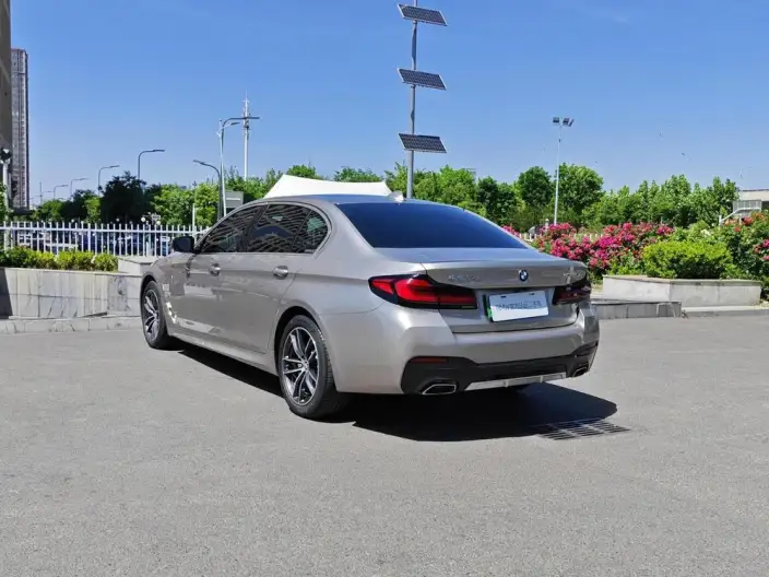 BMW 5 Series PHEV 2021 Model 535Le M Sports Set – фото 5
