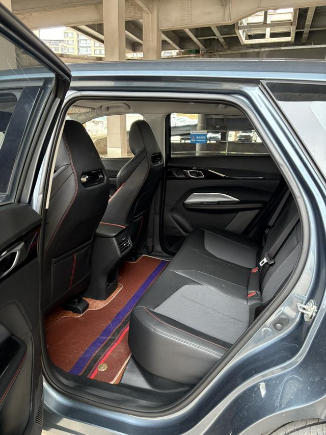Changan Auchan Z6 2023 Blue Whale 1.5T DCT Smart Enjoy – фото 9
