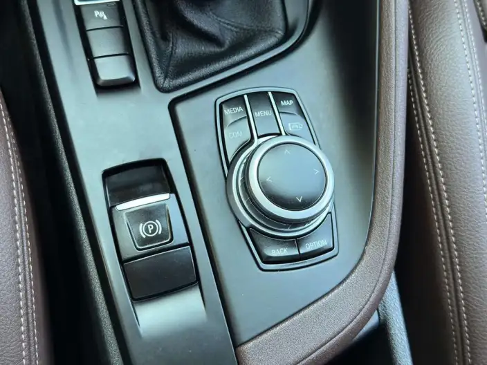 BMW X1 2021 Model sDrive25Li Leading Model – фото 9